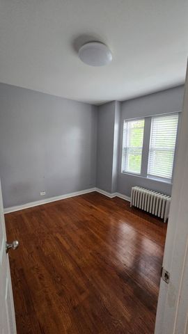 6618 19th Street 9, Berwyn, IL 60402