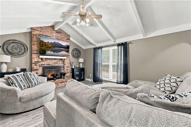 18909 E 30th Terrace, Independence, MO 64057