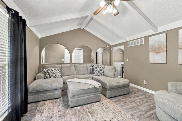 18909 E 30th Terrace, Independence, MO 64057