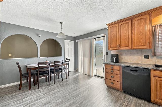 18909 E 30th Terrace, Independence, MO 64057