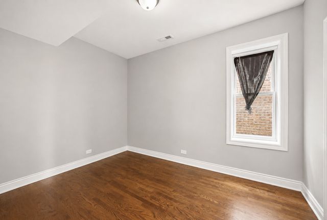 4513 W West End Avenue, Chicago, IL 60624