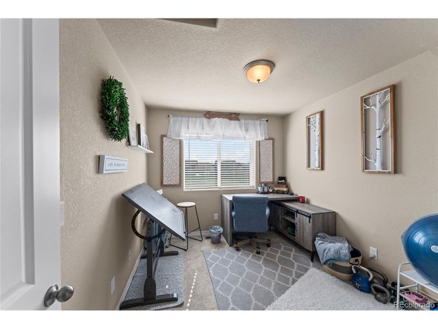 8139 Henzlee Pl, Peyton, CO 80831