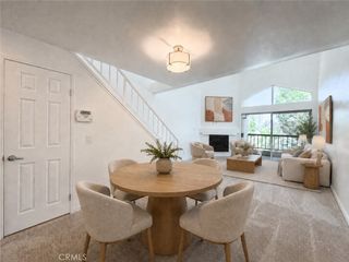 21500 Burbank 328, Woodland Hills, CA 91367