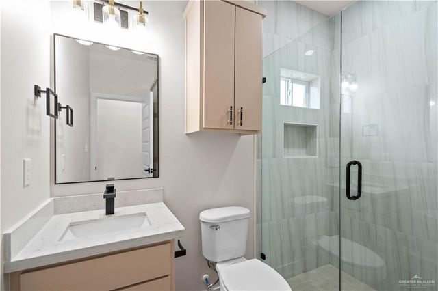 1124 E Evergreen Avenue, San Juan, TX 78589