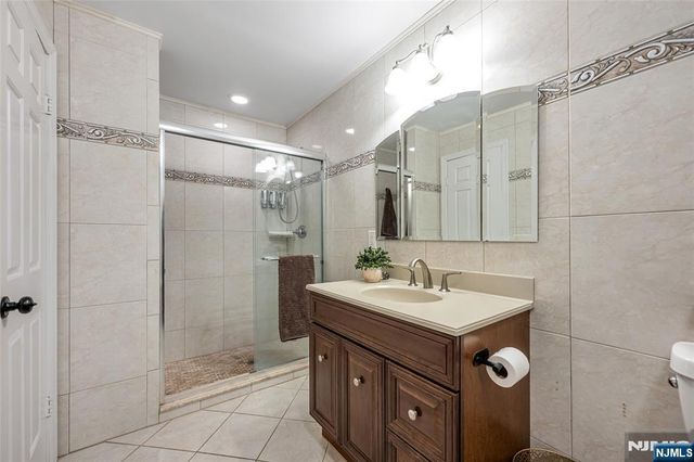 57 Peach Hill Court, Ramsey, NJ 07446
