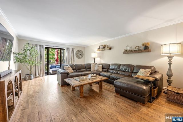 57 Peach Hill Court, Ramsey, NJ 07446