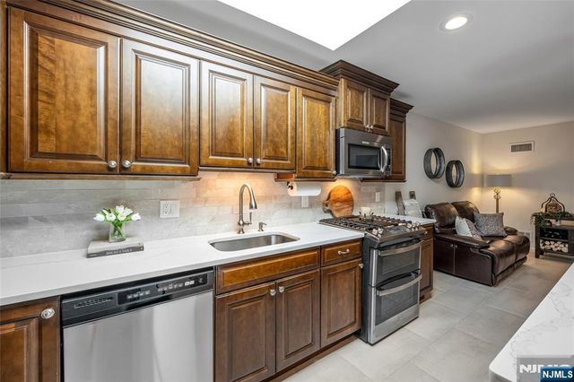 57 Peach Hill Court, Ramsey, NJ 07446