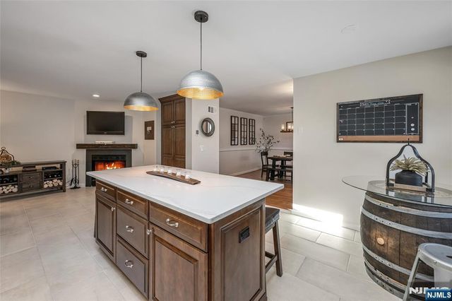 57 Peach Hill Court, Ramsey, NJ 07446