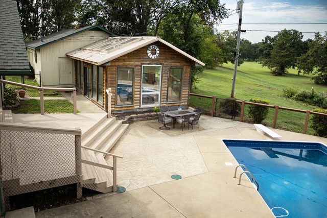 12655 Farm Road 2205 Circle, Cassville, MO 65625