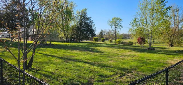 12655 Farm Road 2205 Circle, Cassville, MO 65625