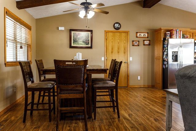 12655 Farm Road 2205 Circle, Cassville, MO 65625