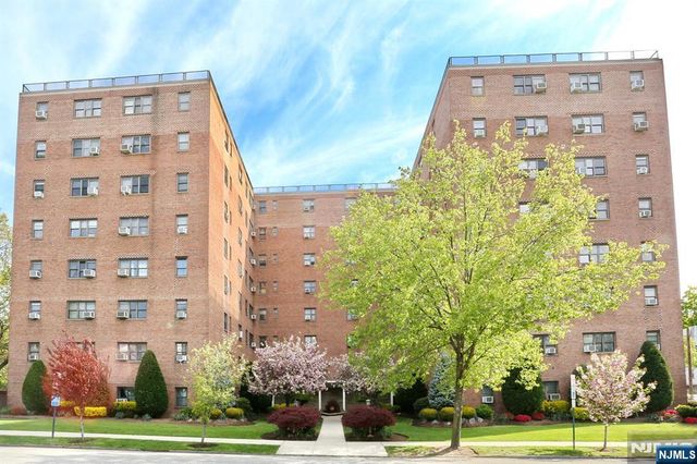 208 Anderson Street S4F, Hackensack, NJ 07601