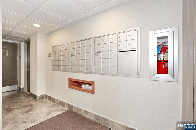 208 Anderson Street S4F, Hackensack, NJ 07601