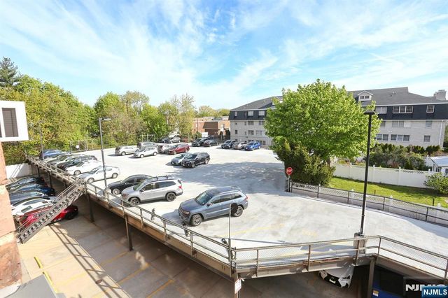 208 Anderson Street S4F, Hackensack, NJ 07601