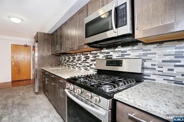 208 Anderson Street S4F, Hackensack, NJ 07601