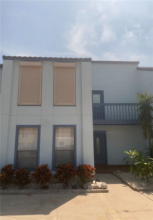 15326 Bonasse Ct 703, Corpus Christi, TX 78418