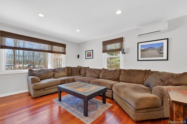 208 Ressique Road, Stormville, NY 12582