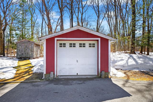 208 Ressique Road, Stormville, NY 12582