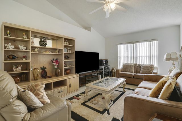 702 SE Lighthouse Avenue SE, Port St. Lucie, Port St Lucie, FL 34983
