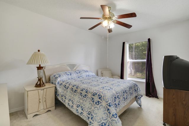 702 SE Lighthouse Avenue SE, Port St. Lucie, Port St Lucie, FL 34983