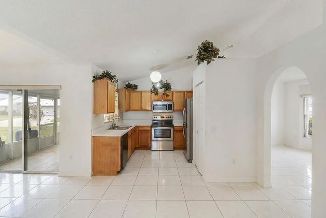 702 SE Lighthouse Avenue SE, Port St. Lucie, Port St Lucie, FL 34983