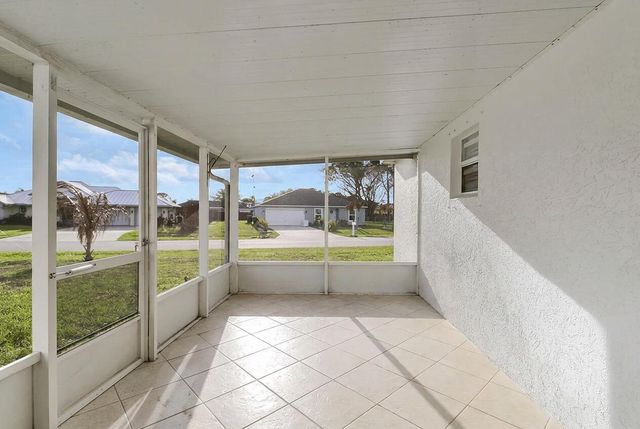 702 SE Lighthouse Avenue SE, Port St. Lucie, Port St Lucie, FL 34983