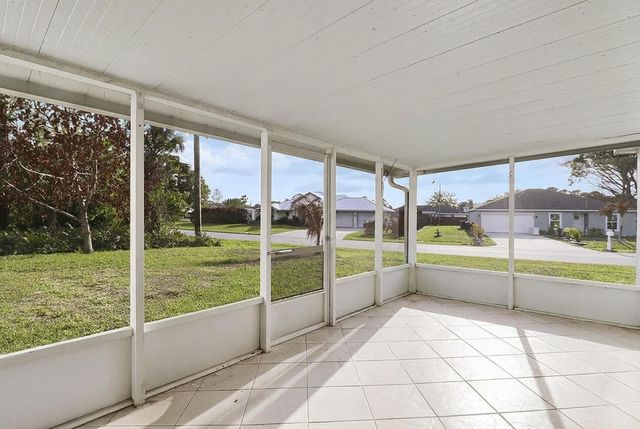 702 SE Lighthouse Avenue SE, Port St. Lucie, Port St Lucie, FL 34983