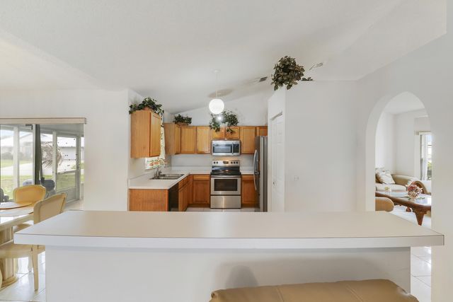 702 SE Lighthouse Avenue SE, Port St. Lucie, Port St Lucie, FL 34983