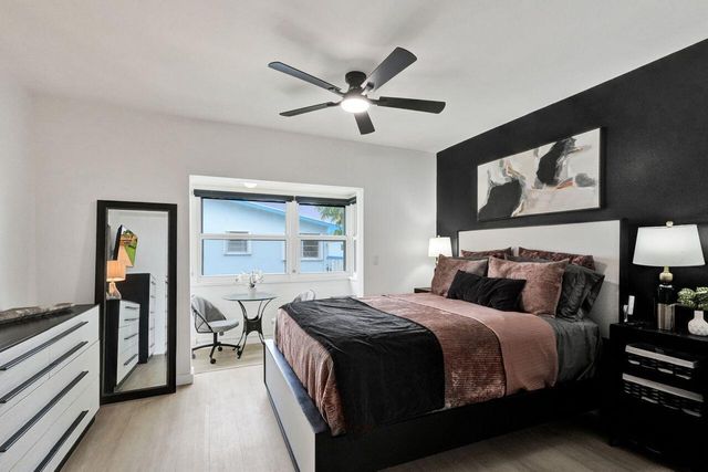 207 Salisbury I, West Palm Beach, FL 33417