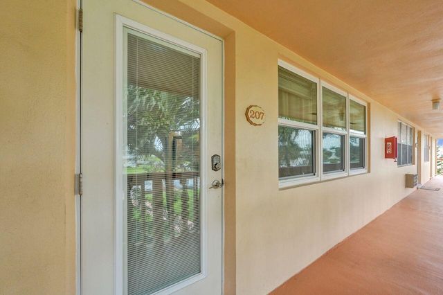 207 Salisbury I, West Palm Beach, FL 33417