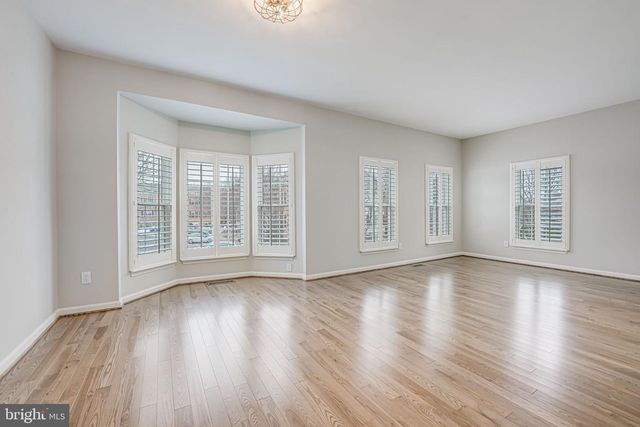 45816 MATADOR TER, Sterling, VA 20166