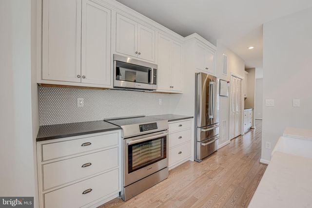 45816 MATADOR TER, Sterling, VA 20166