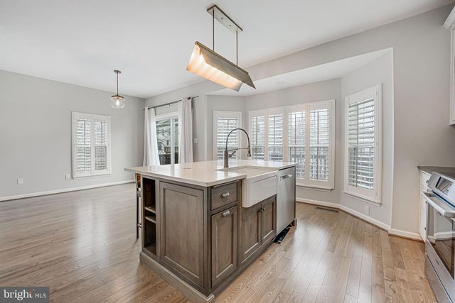 45816 MATADOR TER, Sterling, VA 20166