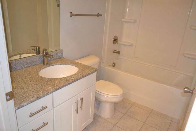 7406 Bowen Corner Avenue, Hanahan, SC 29410
