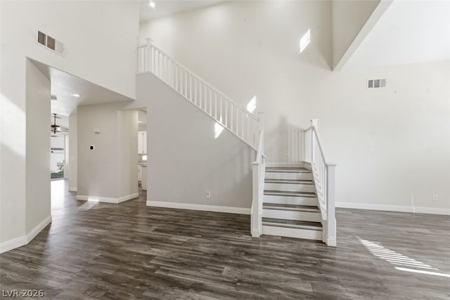 742 Canfield Point Avenue, Las Vegas, NV 89183