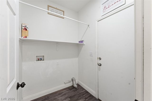 742 Canfield Point Avenue, Las Vegas, NV 89183