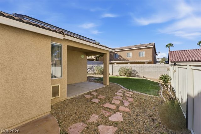 742 Canfield Point Avenue, Las Vegas, NV 89183