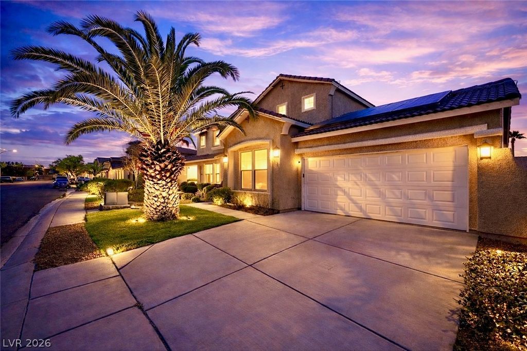742 Canfield Point Avenue, Las Vegas, NV 89183