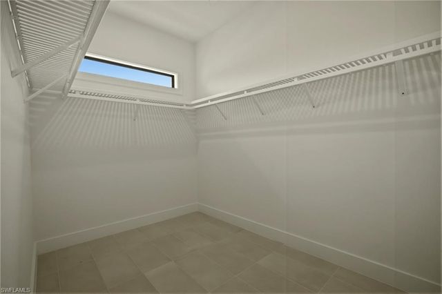 211 Landmark ST, Marco Island, FL 34145