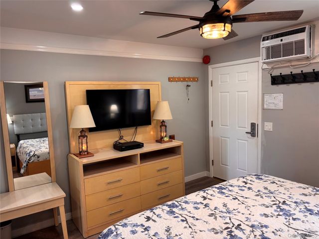 131 S Emerson Avenue 224, Montauk, NY 11954