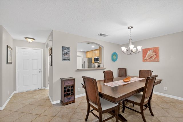 1009 Arezzo Circle, Boynton Beach, FL 33436