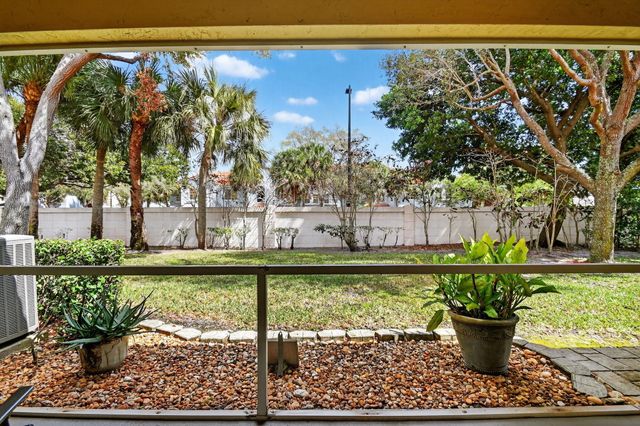 1009 Arezzo Circle, Boynton Beach, FL 33436