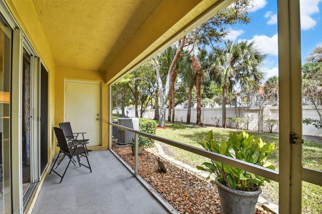 1009 Arezzo Circle, Boynton Beach, FL 33436