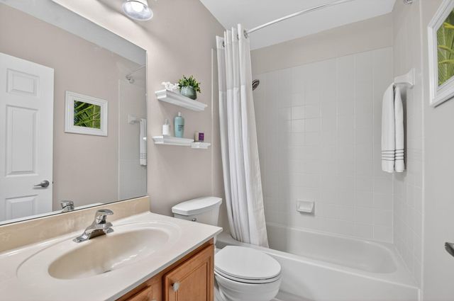 1009 Arezzo Circle, Boynton Beach, FL 33436