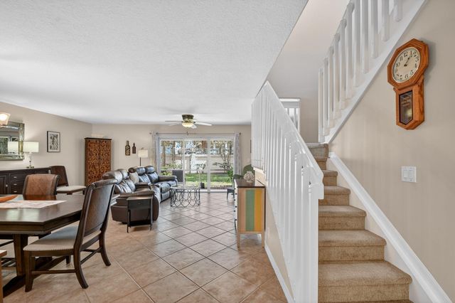 1009 Arezzo Circle, Boynton Beach, FL 33436