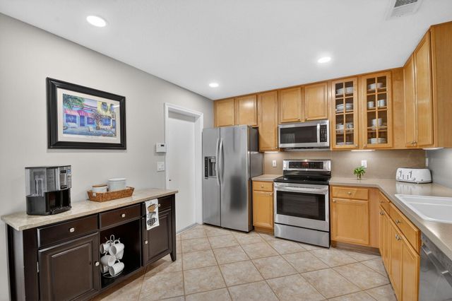 1009 Arezzo Circle, Boynton Beach, FL 33436