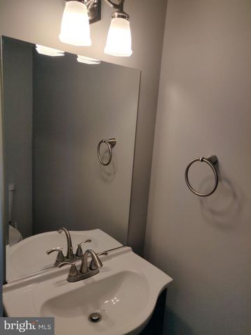 103 HIGHLAND AVE, Baltimore, MD 21224