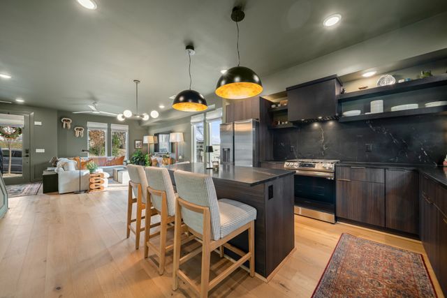 1267 John St, Nashville, TN 37210