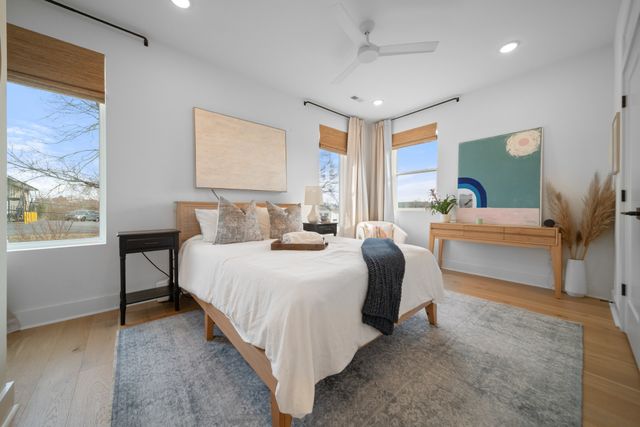 1267 John St, Nashville, TN 37210