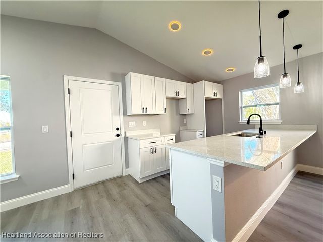 623 Lemon Avenue, Sebring, FL 33870